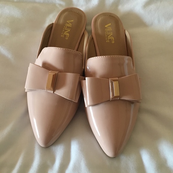 Nude Pink backless flat mules, gold stripe on hill - Picture 6 of 6